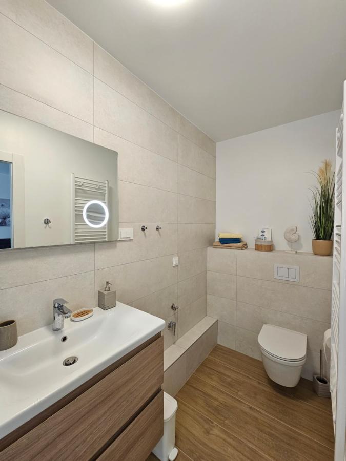 Golden Sun Appartement Zagreb Buitenkant foto